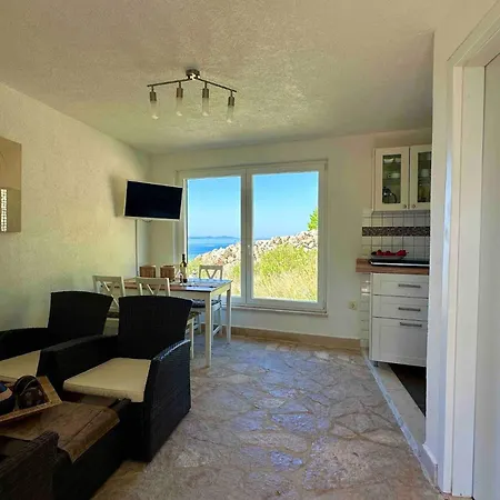 House Bepo Nerezisca