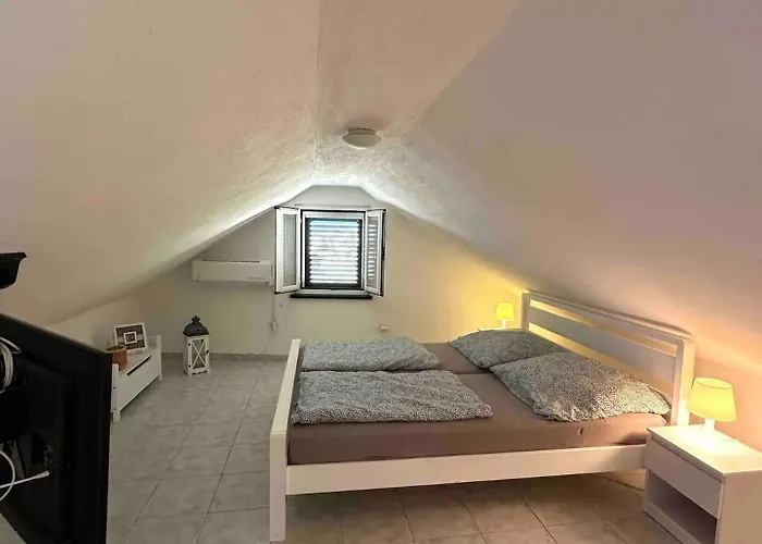 House Bepo Nerezisca