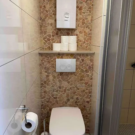 House Bepo * Nerezisca